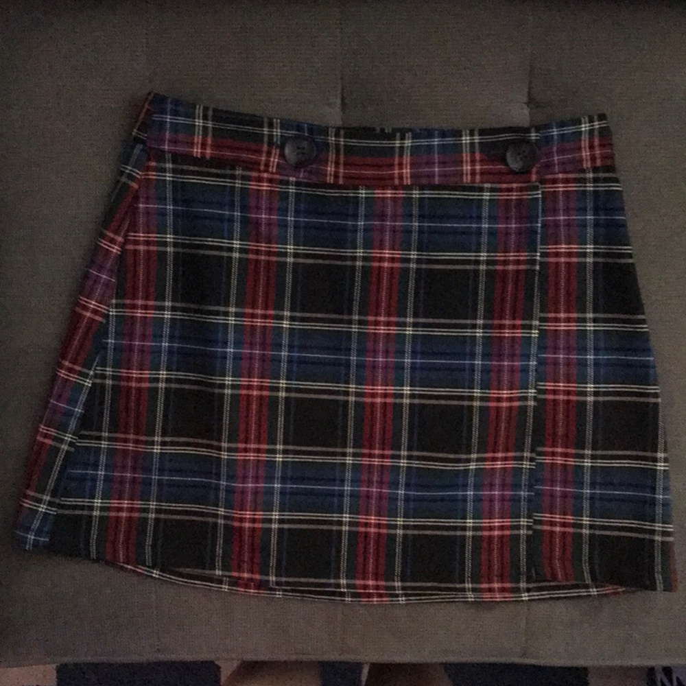 Plaid mini skirt